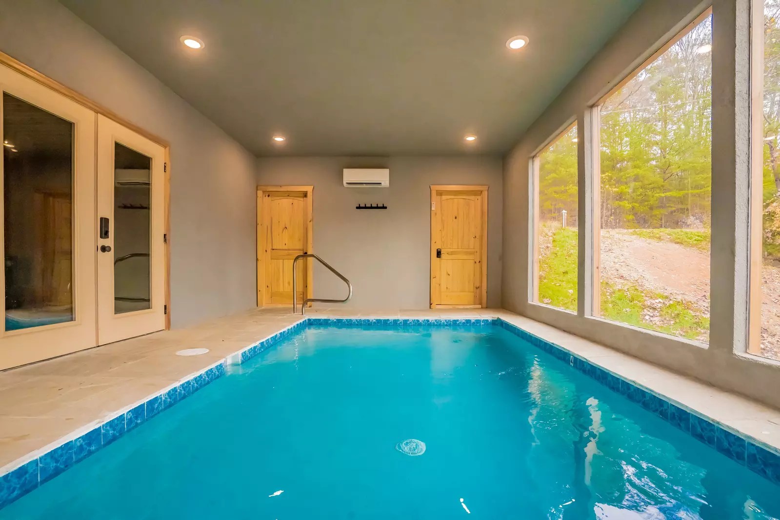 Big Bear Splash 2 Bedroom Sevierville Cabin Rental