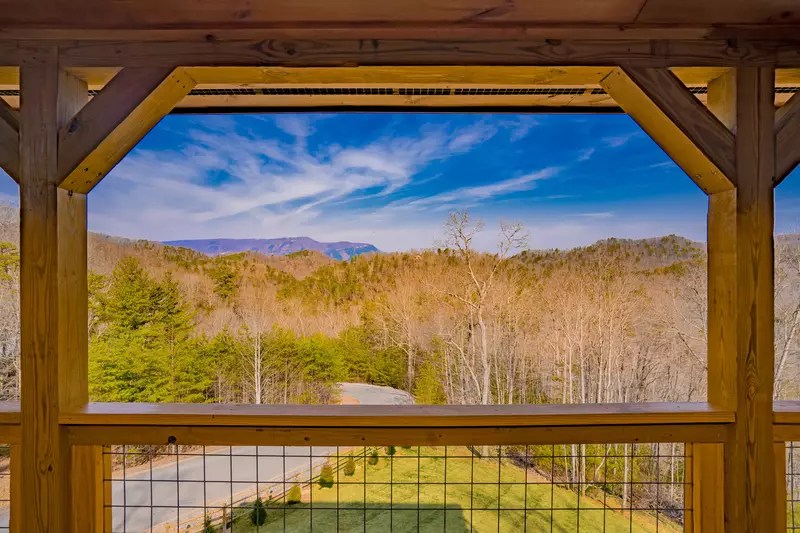 Blissful Retreat 5 Bedroom Sevierville Cabin Rental