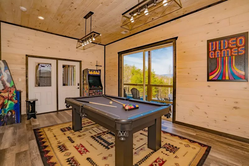 Blissful Retreat 5 Bedroom Sevierville Cabin Rental