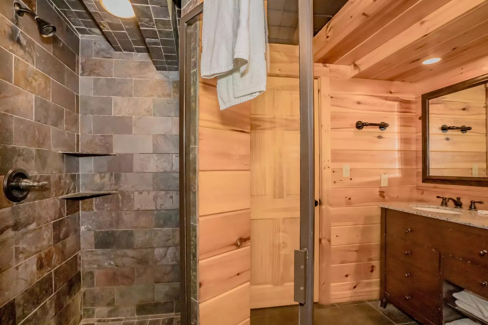 Chateau Sur Lamont 5 Bedroom Gatlinburg Cabin Rental