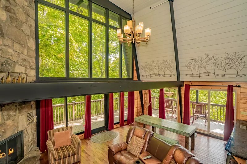 Chateau Sur Lamont 5 Bedroom Gatlinburg Cabin Rental