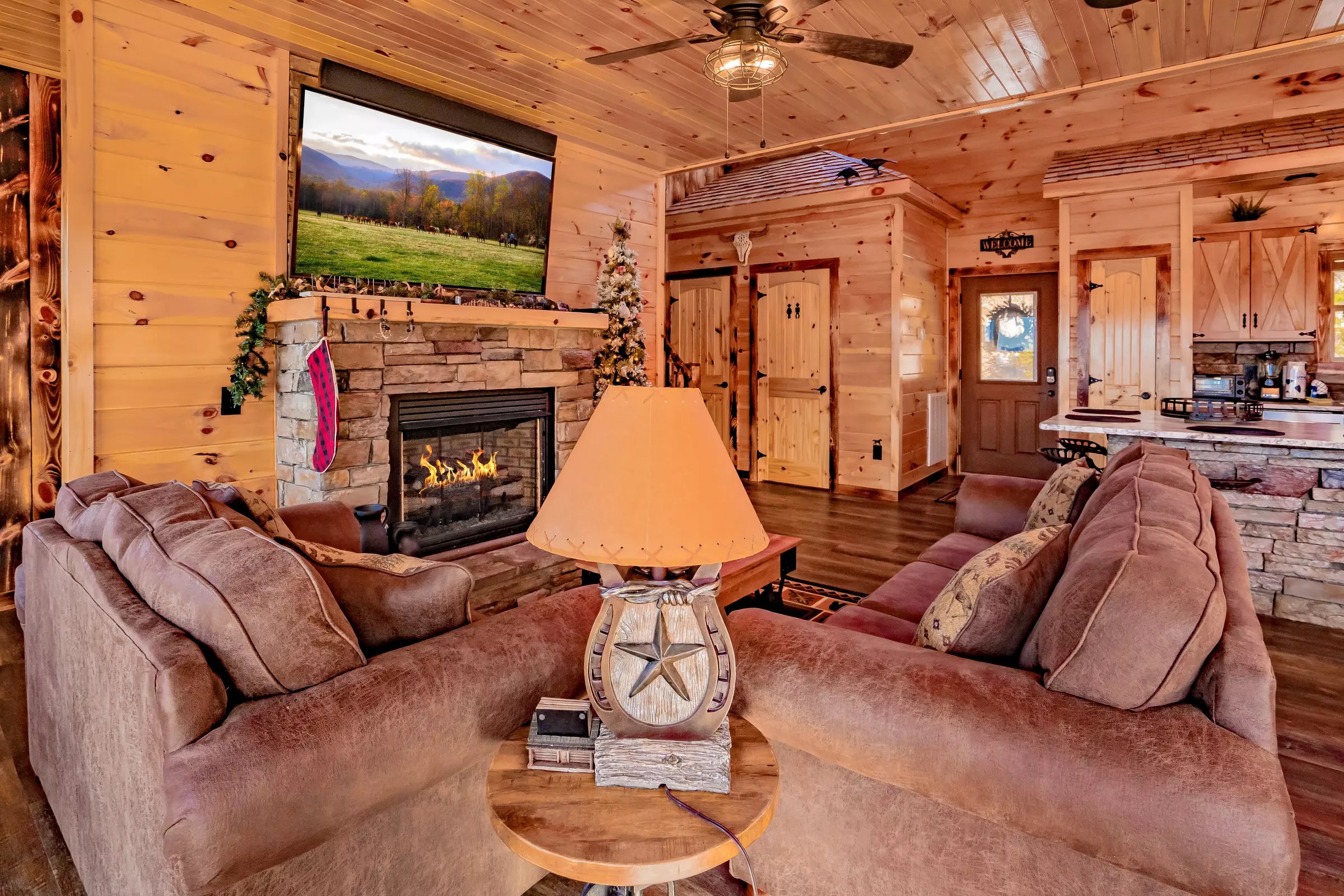 Cowboys Trail 3 Bedroom Sevierville Cabin Rental