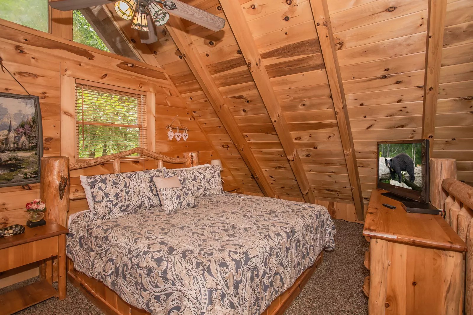 Mountain Top Dream 2 Bedroom Sevierville Cabin Rental