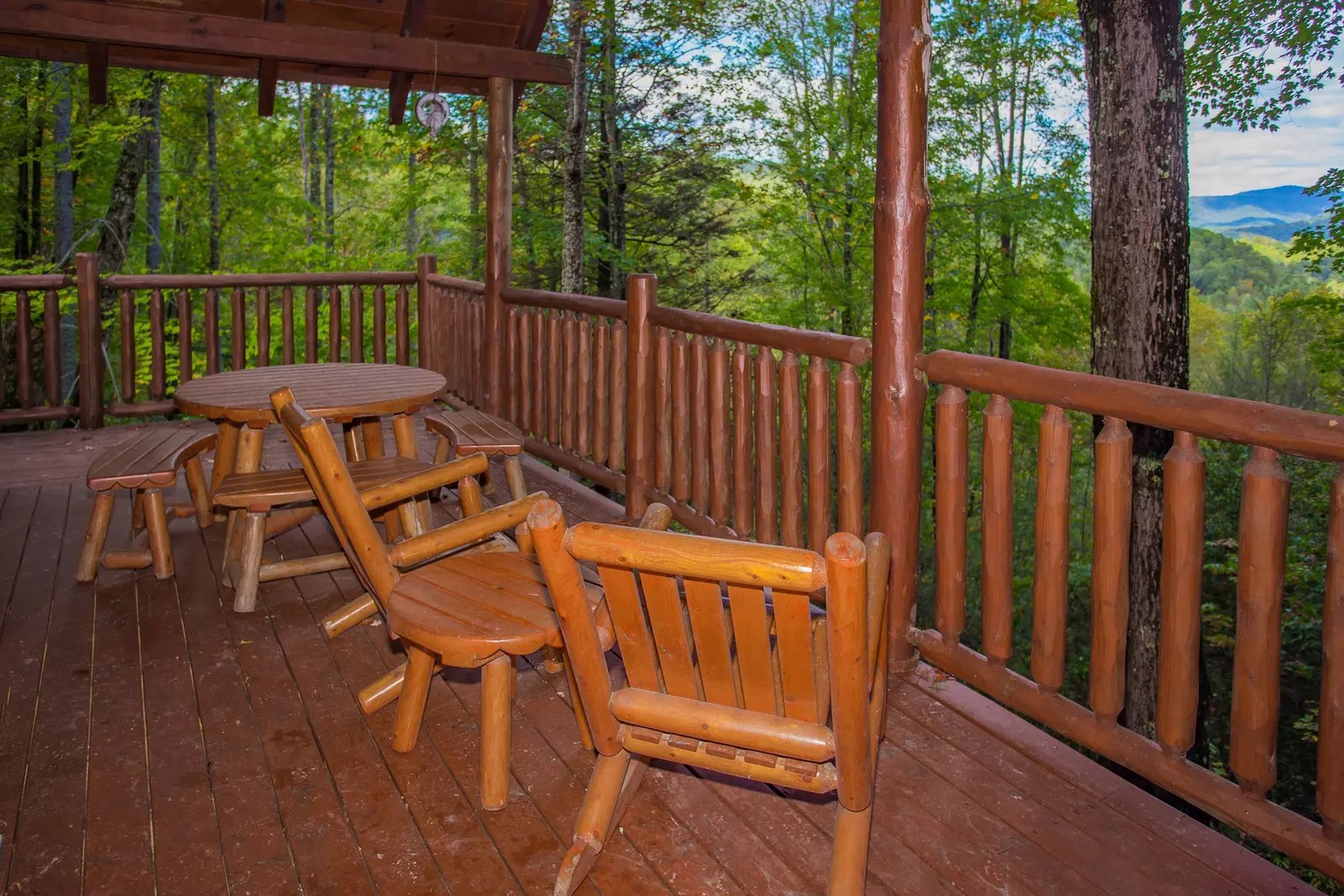 Mountain Top Dream 2 Bedroom Sevierville Cabin Rental