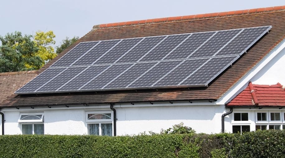 How Long Do Solar Panels Last? Our EASY Comprehensive Guide