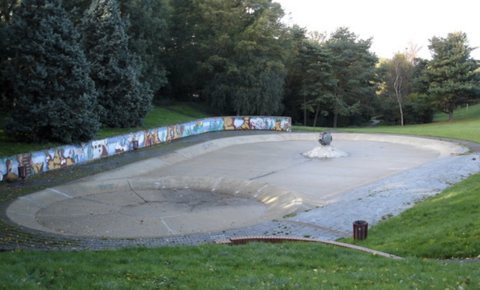 Paddling pool petition to be debated at Harlow Council meeting Your