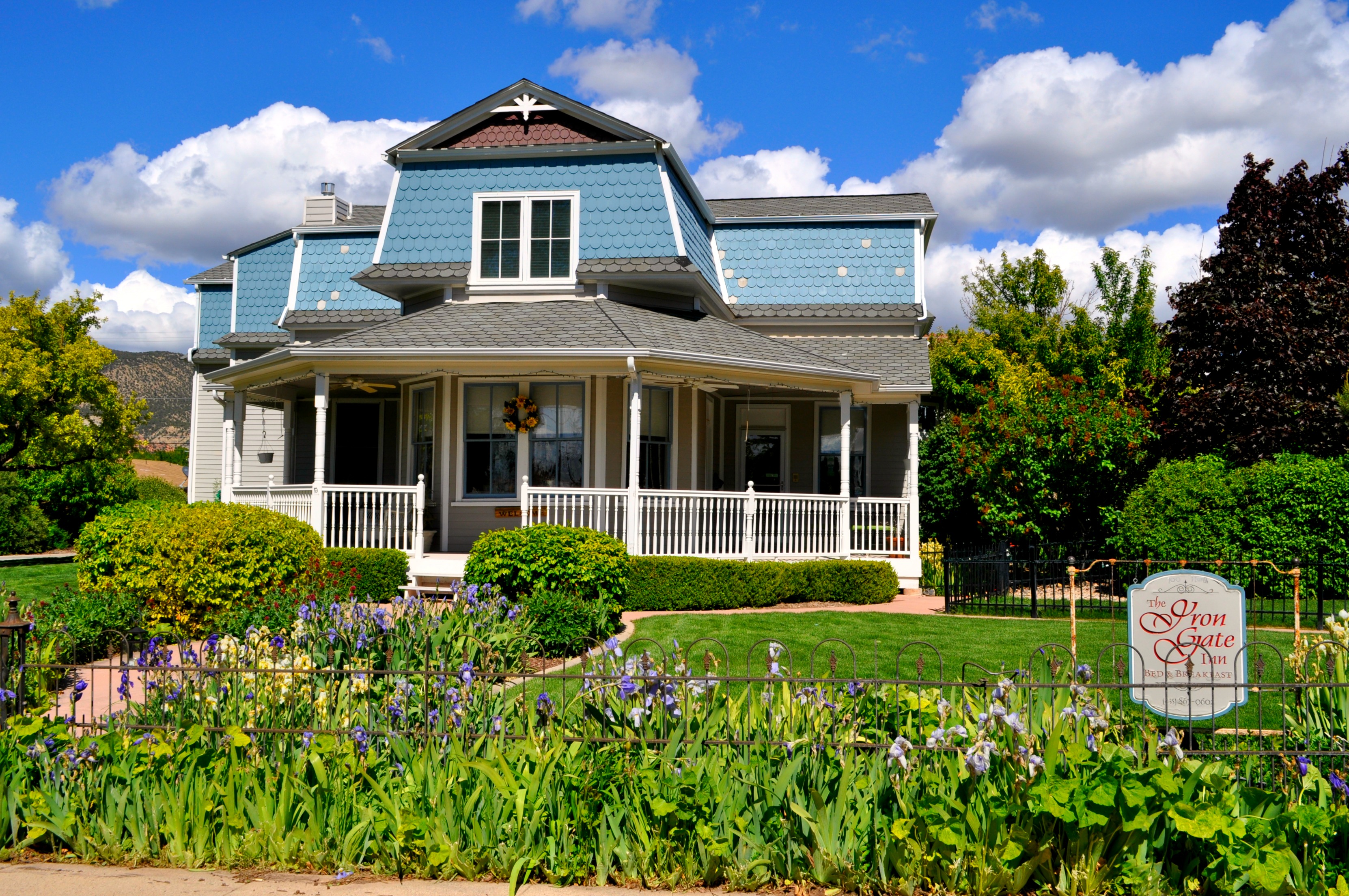 Cedar City, UT The Iron Gate Inn Your Hike Guide