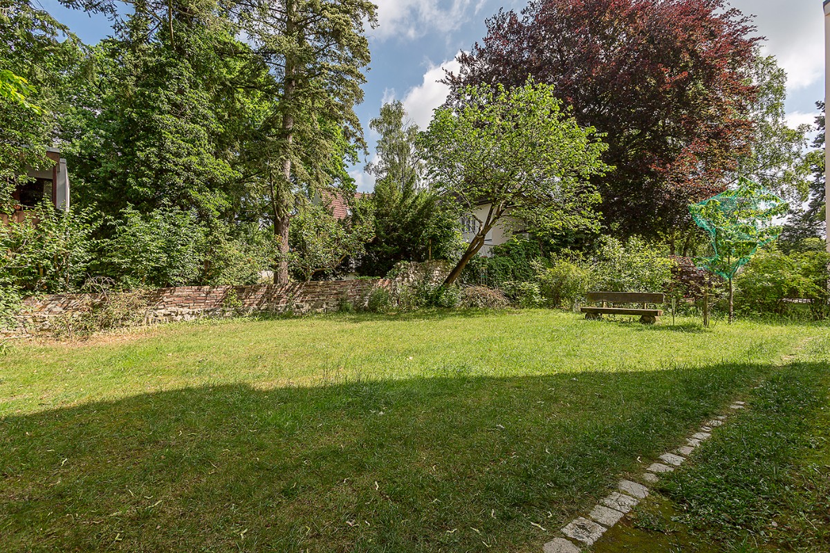 Large family apartment, LichterfeldeWest Your Place Berlin