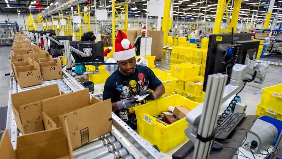 Amazon Wants its Employees to Quit their Jobs at Amazon to Start a New