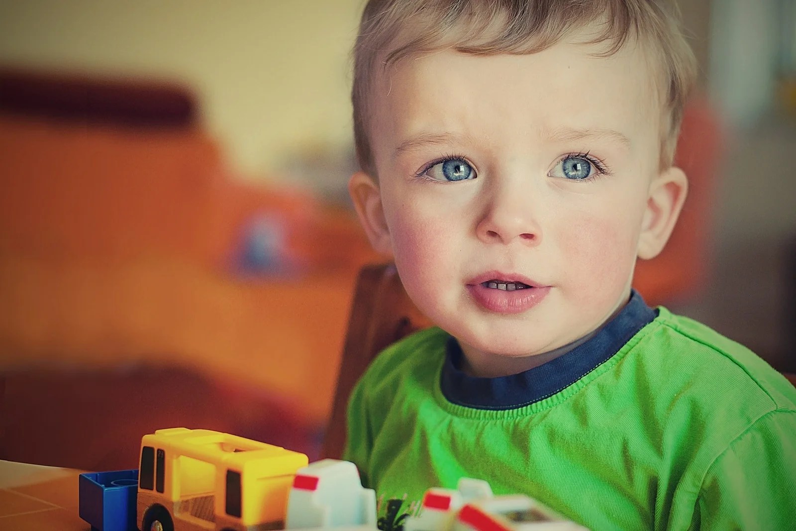 8 Ways To Tell Your Toddler “No” Without Actually Saying It • Youth