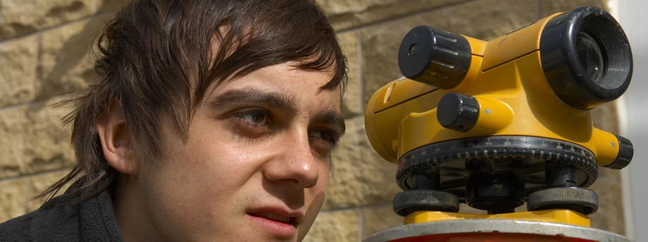 Building Surveyor Youth Employment UK