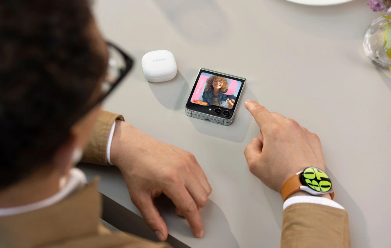 How to Hard Reset Samsung Galaxy Z Flip 5 [2 Methods]