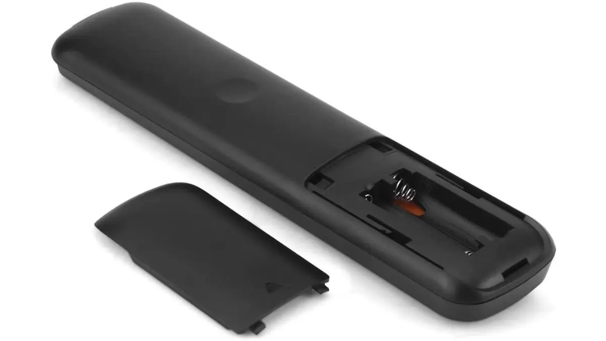 How to Fix Hisense (Roku) Remote Not Working [12 Easy Ways]