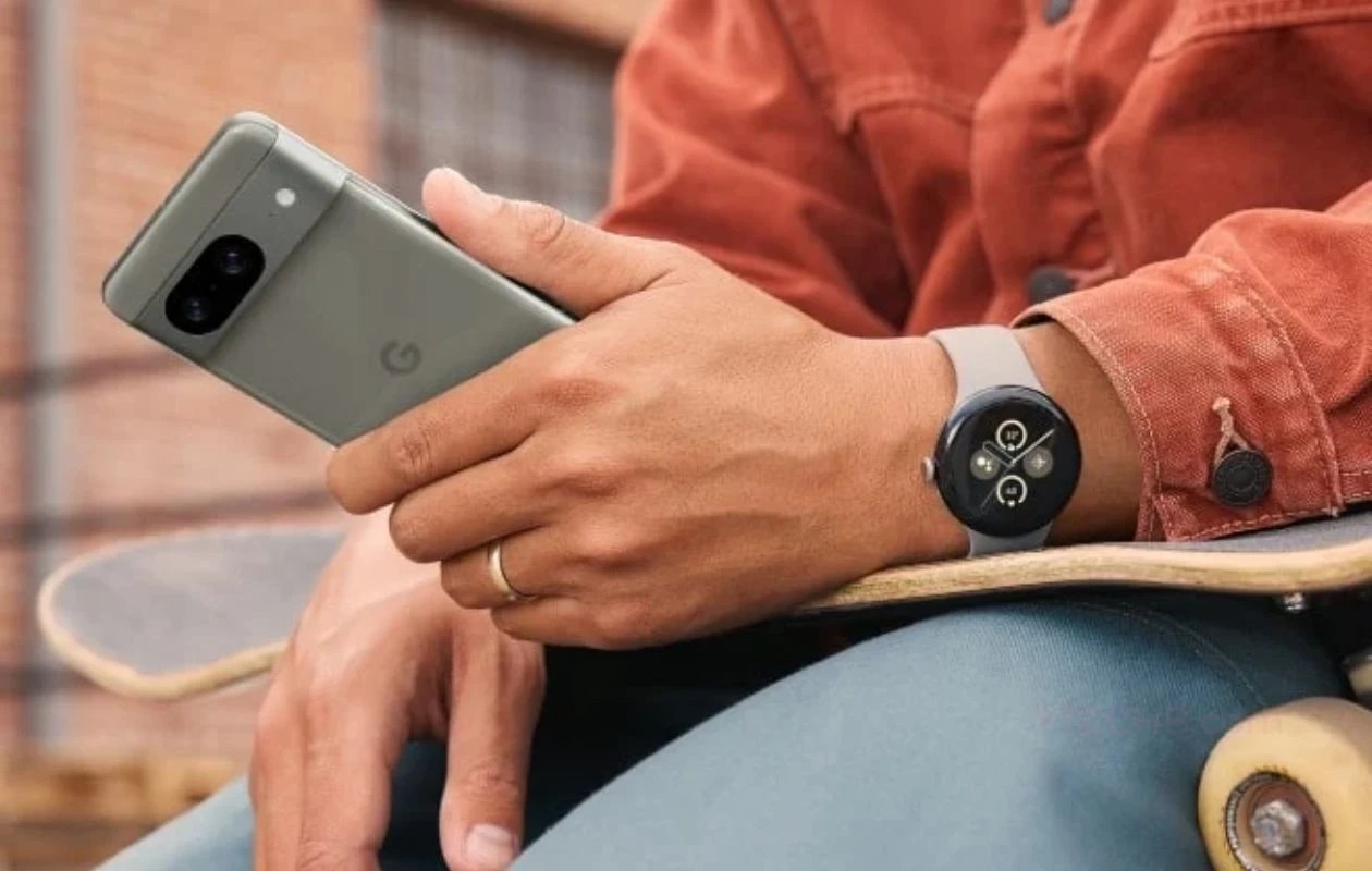 Is the Google Pixel 8 Waterproof? Does it have an IP rating?