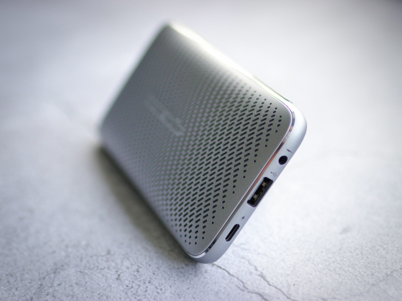 Harman Kardon Esquire Mini 2 Hands-on » YugaTech | Philippines Tech