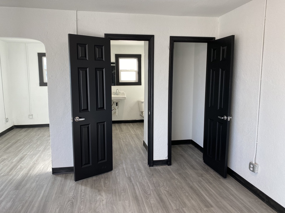 Yuma Offices For Rent at Bow & Arrow Office Suites