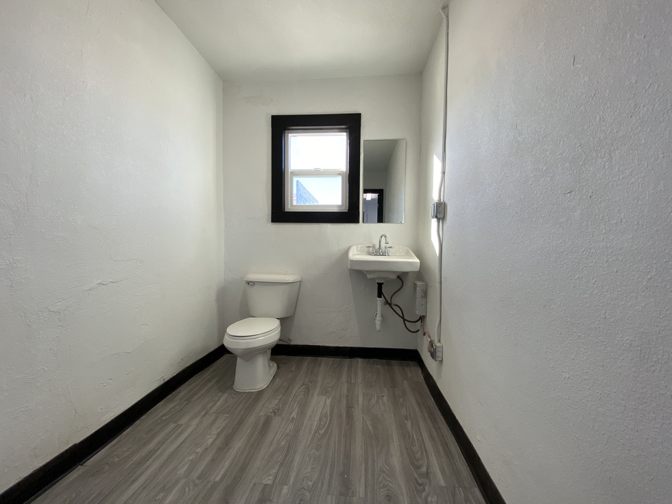 Yuma Offices For Rent at Bow & Arrow Office Suites