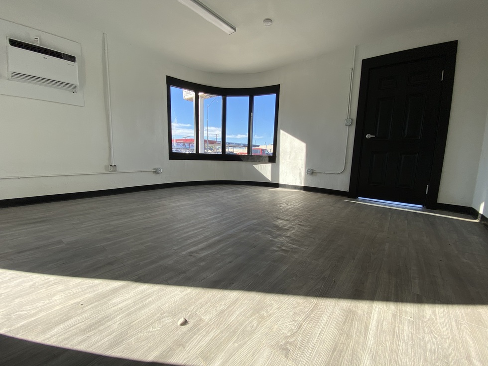 Yuma Offices For Rent at Bow & Arrow Office Suites