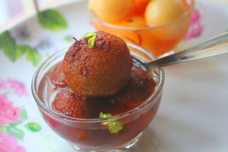 Suji Ke Gulab Jamun Recipe Sooji Jamun Recipe