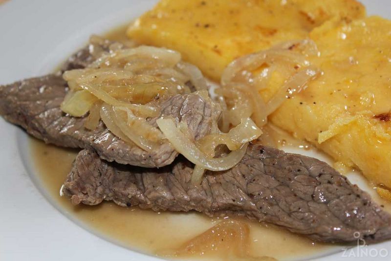 Fegato alla Veneziana Calf liver with onions
