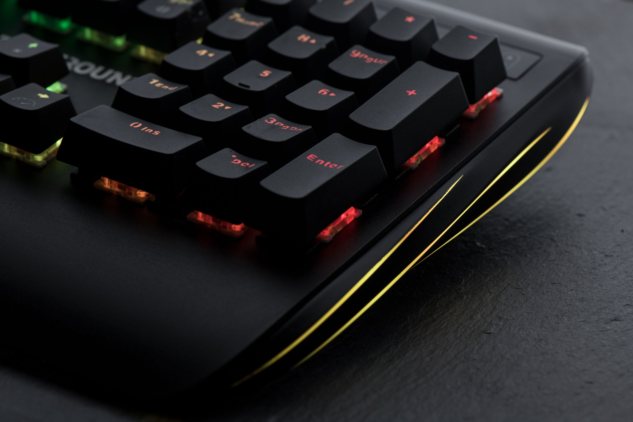 ZeroGround Sakimo Gaming keyboard