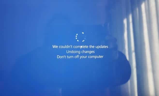 We couldn't complete the updates Undoing changes Windows 10 Fix