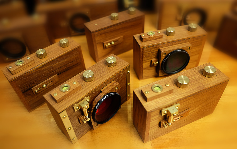 Pinhole Camera Made of Dreams and PassionsZero Image Zero 2000 Back