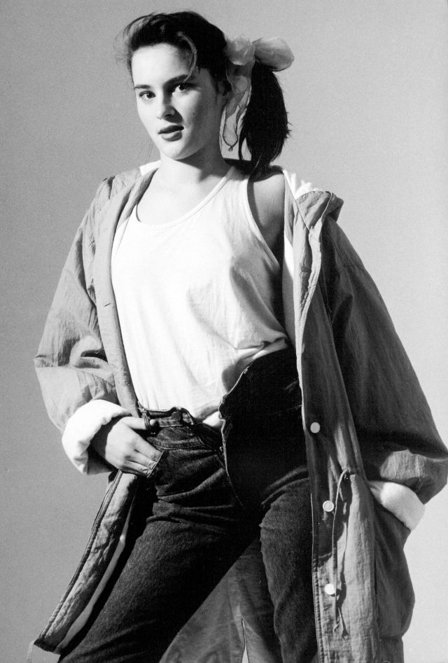 21 Rare Photos of Young Melania Trump As a Model