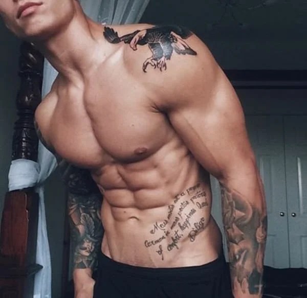 28 Cool Shoulder Tattoos For Men - Zestvine - 2022 583_x_600_webp