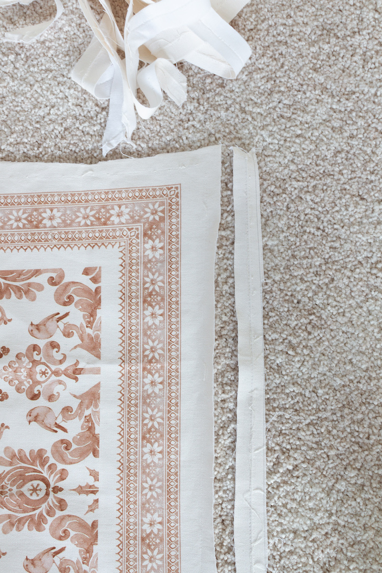 How To Sew A Zippered Pillow Case From A Spring Cloth Napkin zevy joy