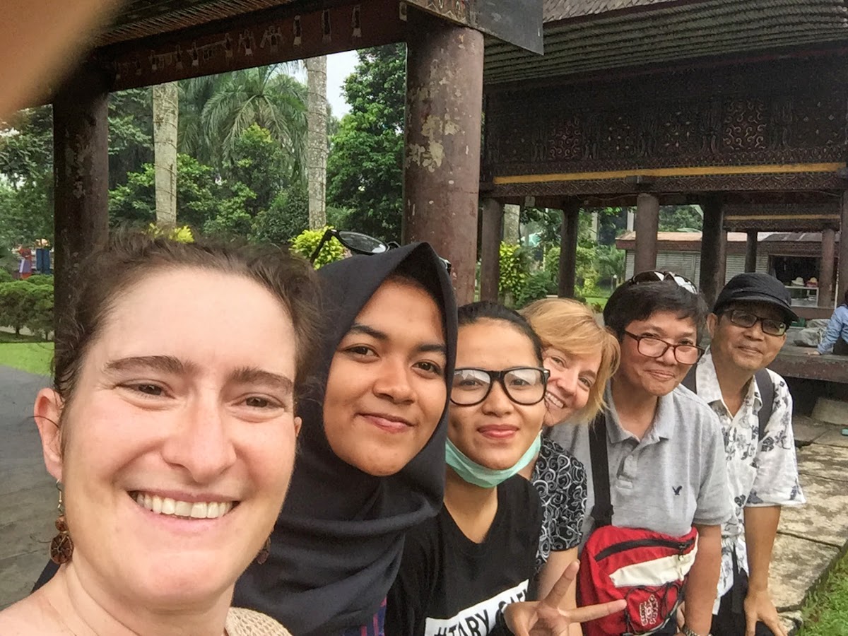 Mini Indonesia Culture and Traditions of 18,000 Islands Ze