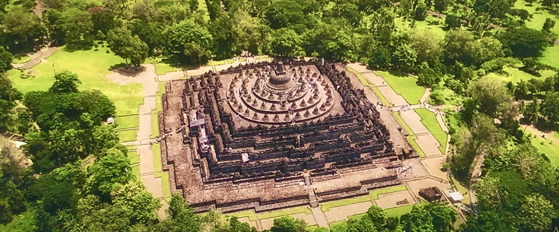 The World’s Largest Buddhist Temple Thus Have I Seen (and Heard)