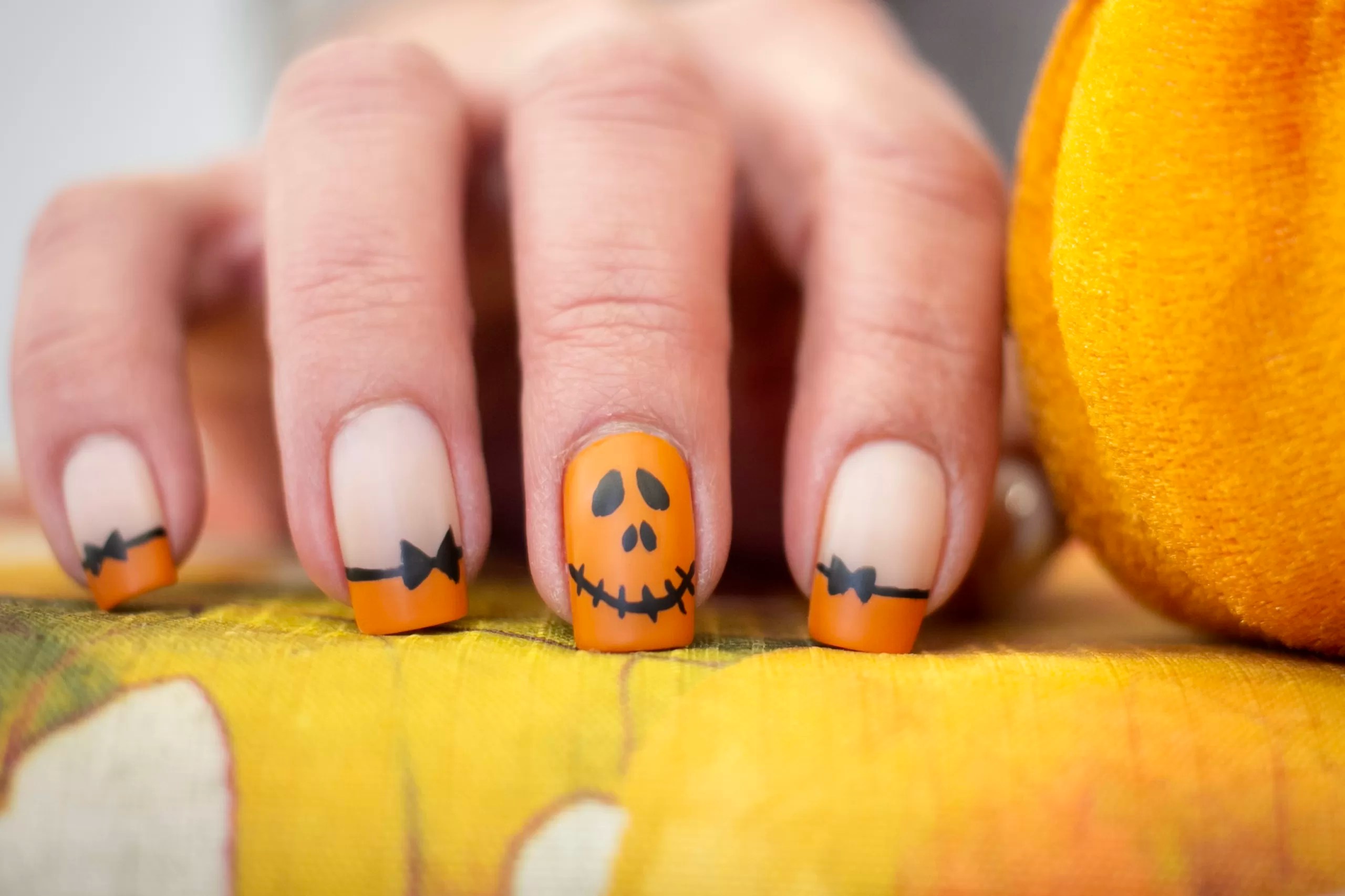 47 Best Halloween Nails In 2024 Spooky, Cute, Simple & More