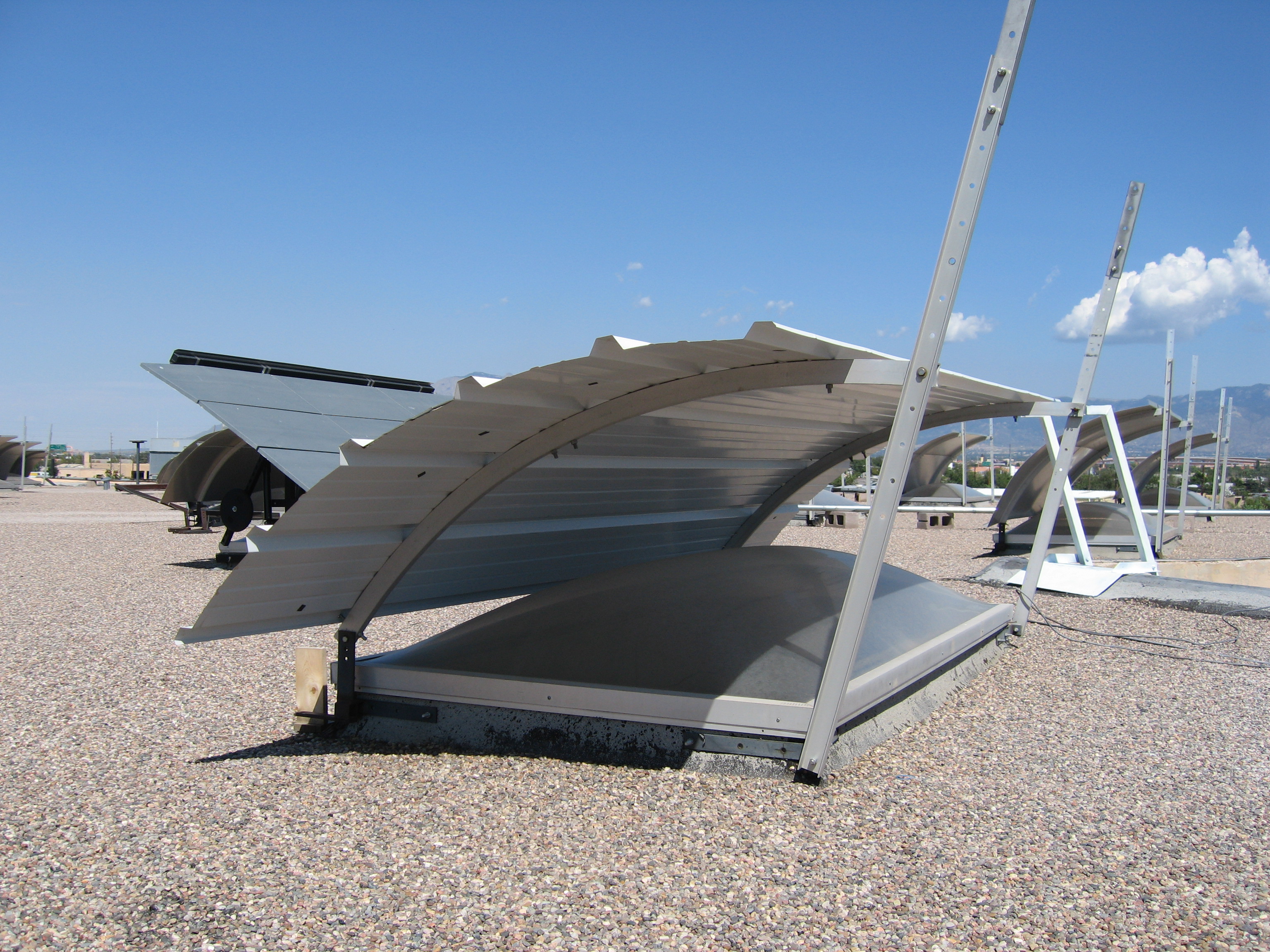 Sunbender® Skylight Shades Sun Reflectors Zomeworks Corporation