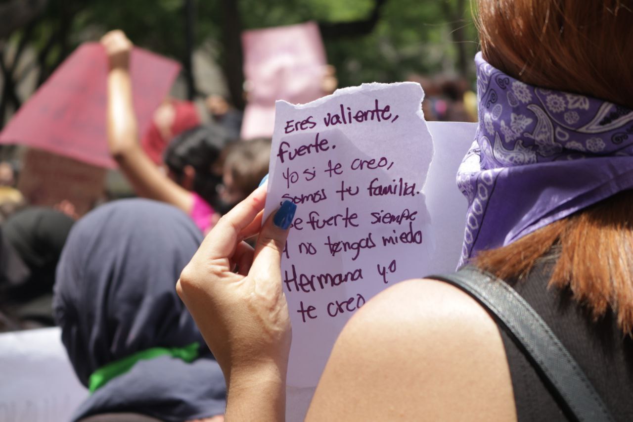 “Somos las que sobrevivieron” feministas exigen un alto a la violencia
