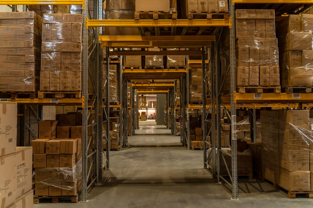 How to Buy Amazon Return Pallets (And Where) in 2024