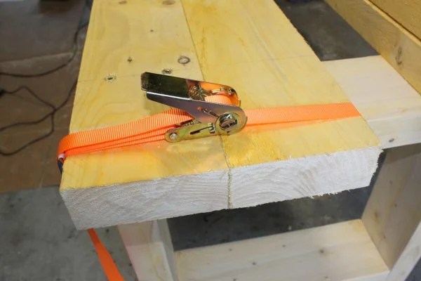 Bricolage DIY Fabriquer son établi en bastaing (étape 2 Bricolage DIY Fabriquer son établi en bastaing (étape 2