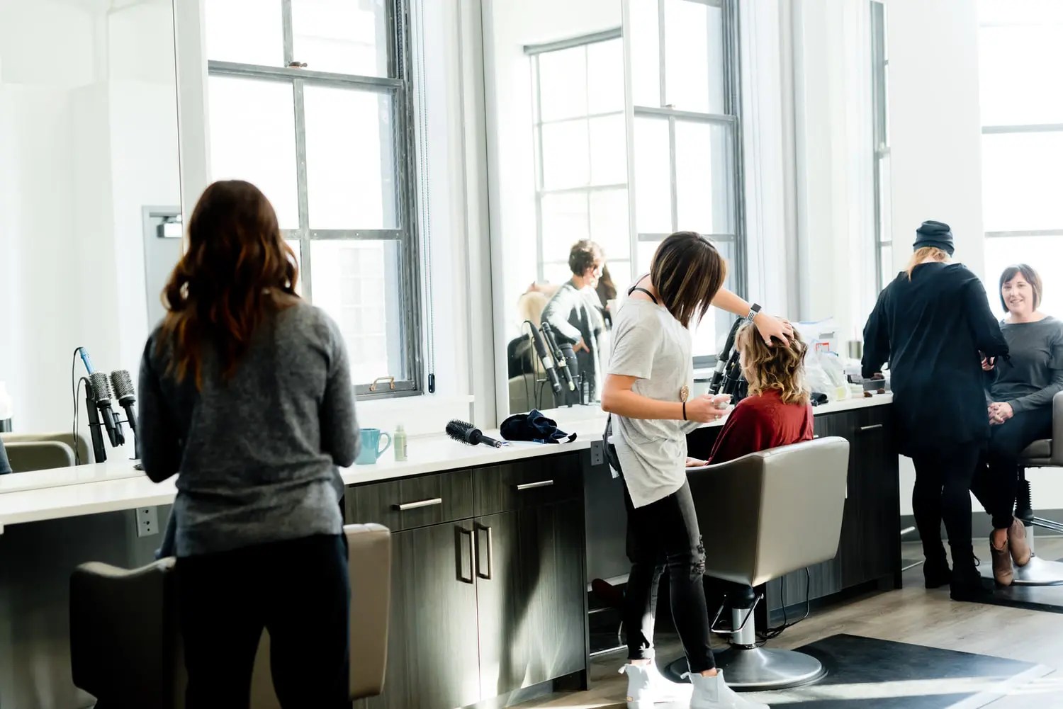 Complete Guide to Creating a Business Plan for Your New Hair Salon