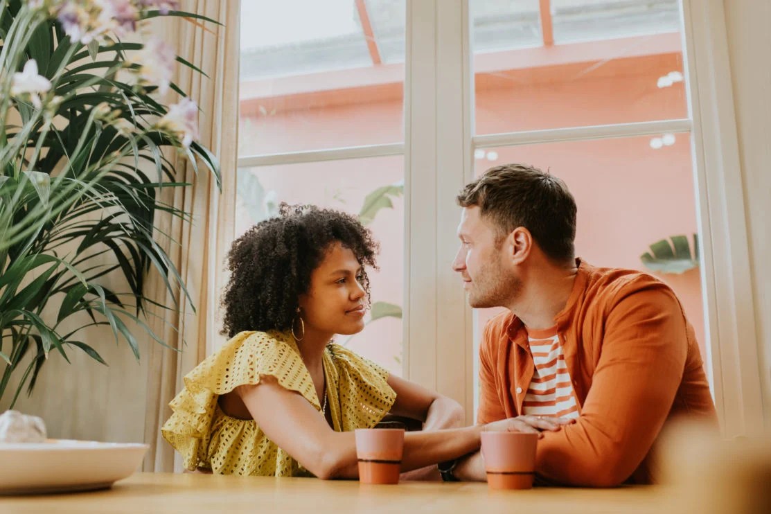 12 Things To Talk About On A First Date Spark A Real Connection