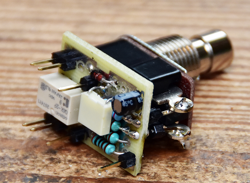 True relay bypass with NE555 FlipFlop Effects