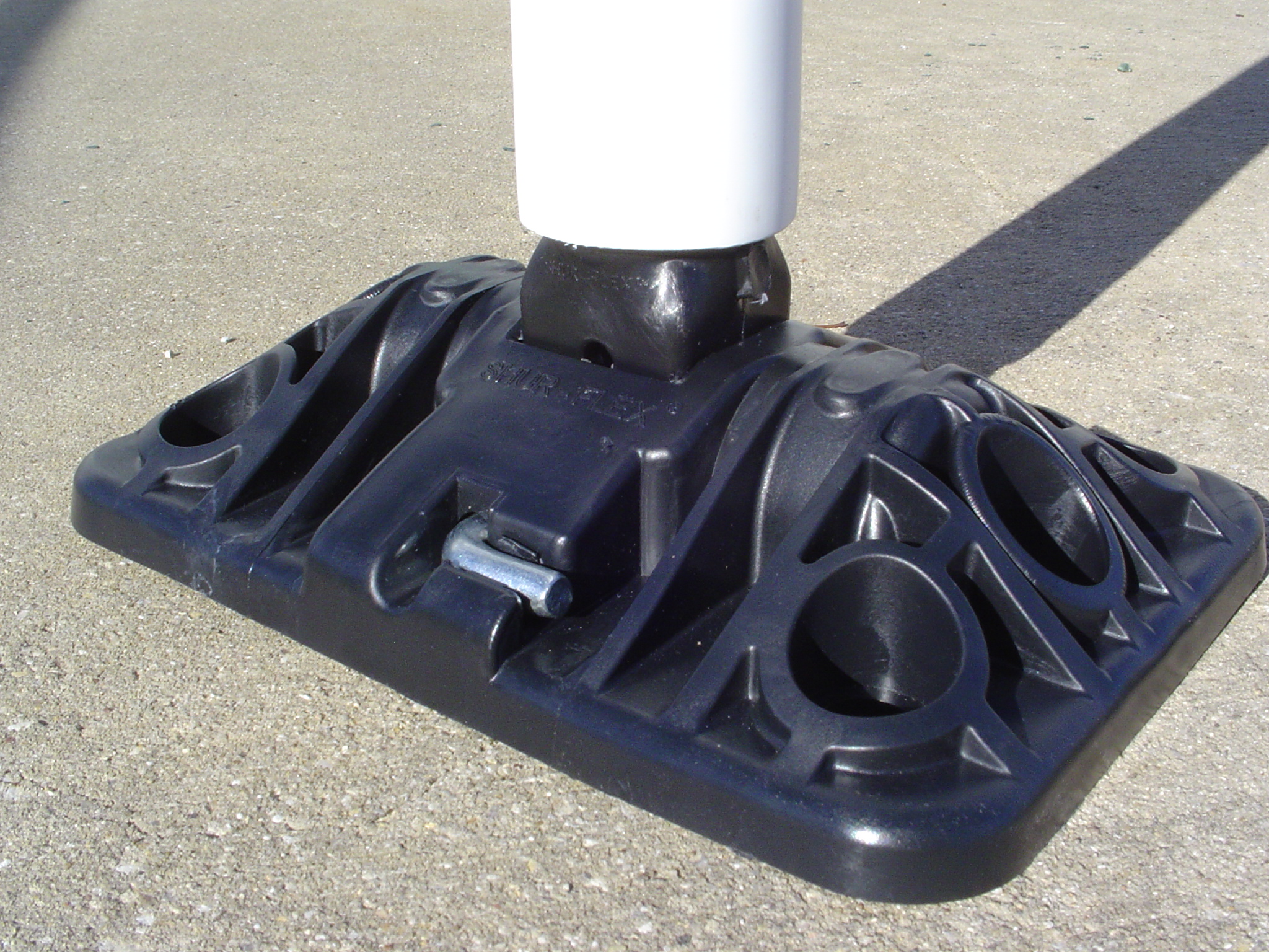 SHUR-FLEX® surface mount base (slope) - Zumar