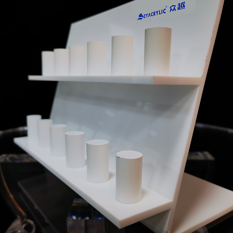 Is ZY Acrylic toxic?