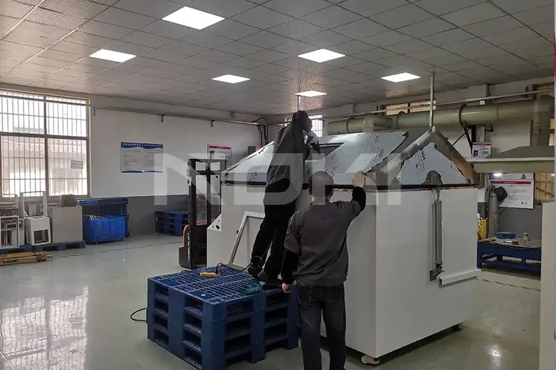 What are the types of salt spray test chambers? CHAMBER