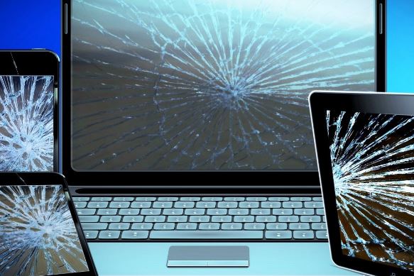 Computer Screen Cracked Can It Be Fixed / M1 Macbook Screen Cracks