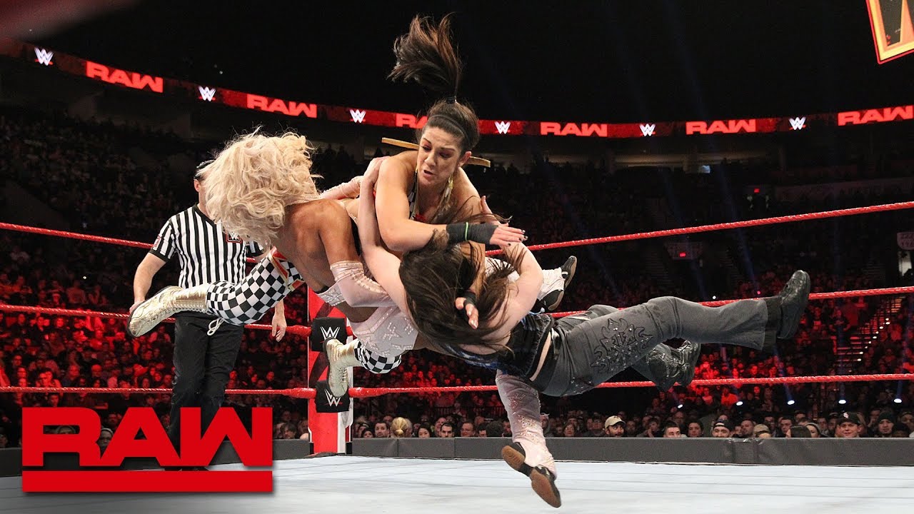 Banks & Bayley vs Fox & Cross – RAW, Feb. 4 2019