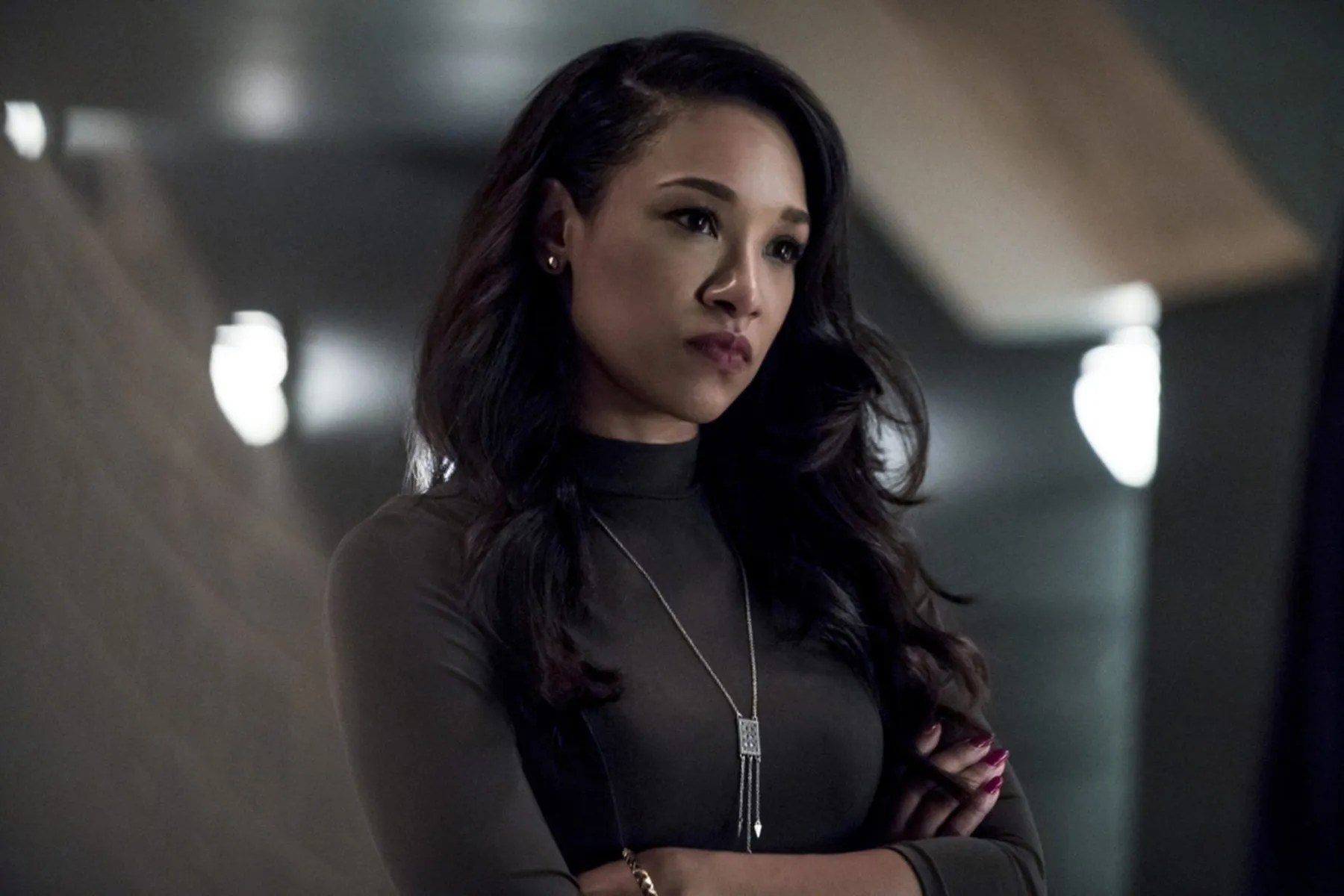 Iris West suits up in spy photos from The Flash season 4