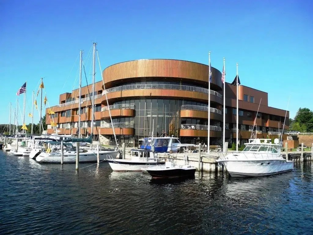 Manitowoc Marina Opens Yacht Sales Office In Traverse City, Michigan