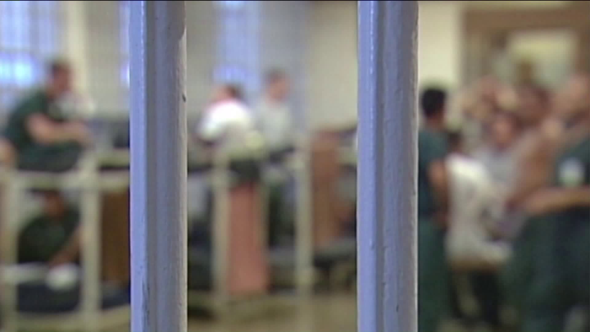 All inmates in New York State prisons will get free tablets