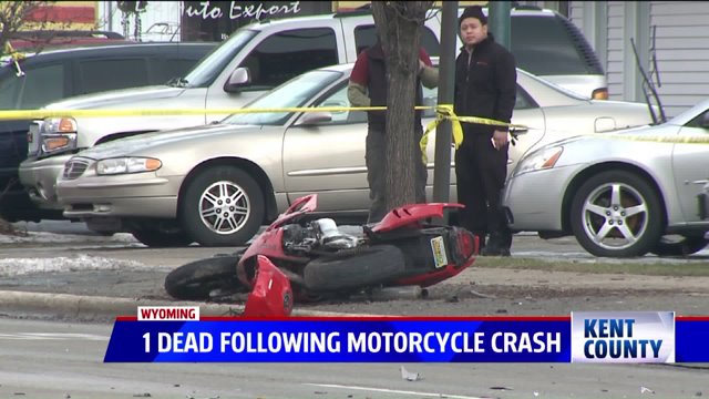 Man, 30, dead after Wyoming motorcycle crash