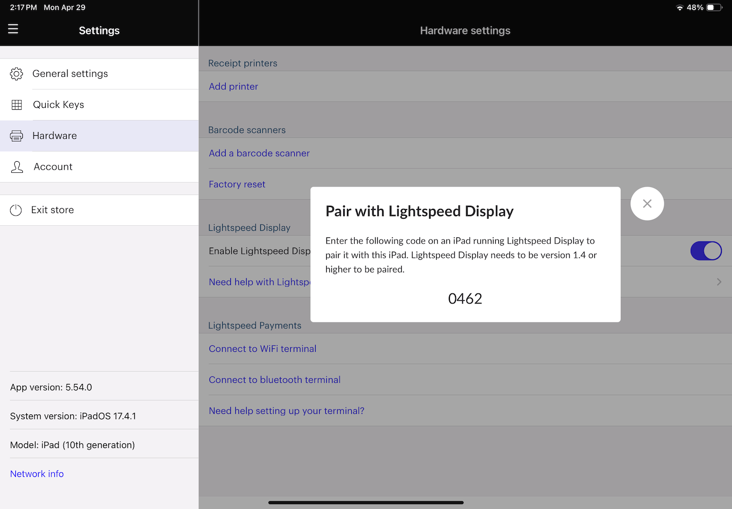 De Display (XSeries)app voor een klantgericht display configureren en